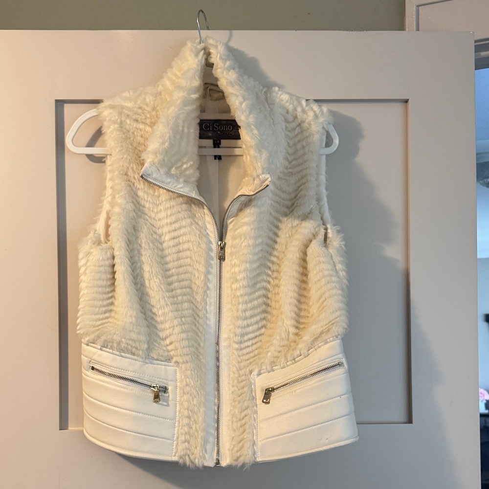 Ci Sono White Furry Vest